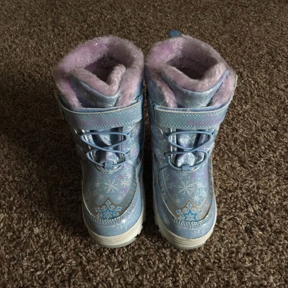 Frozen Boots - Picture 2 of 6